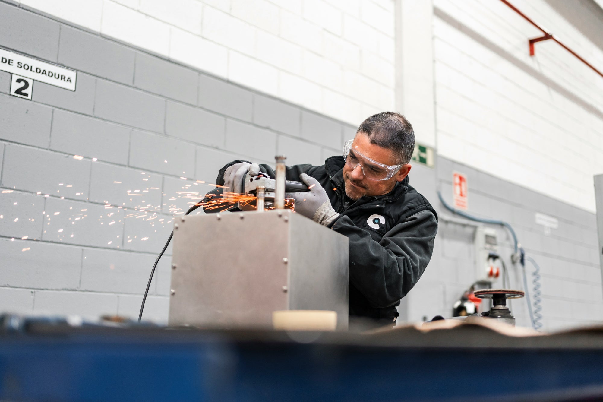 حماية العين